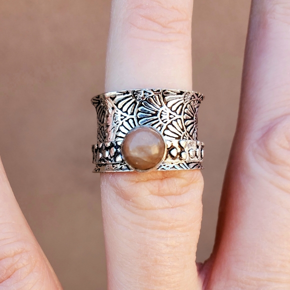 New Natural Sunstone 925 Silver Spinner Ring. - Picture 11 of 16